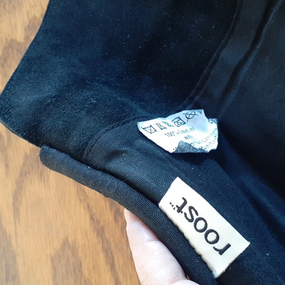 Roost black suede tasseled crossbody bag - Picture 5 of 10